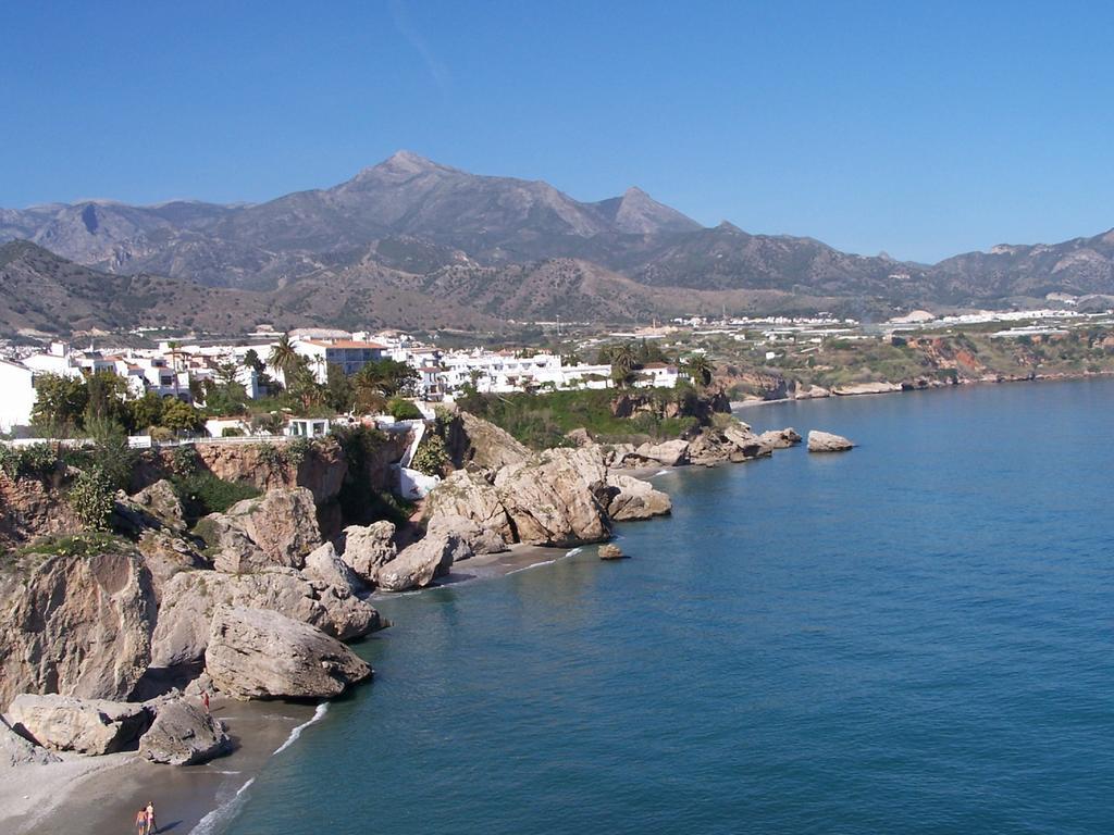 Apartamentos Plaza Nerja Zewnętrze zdjęcie