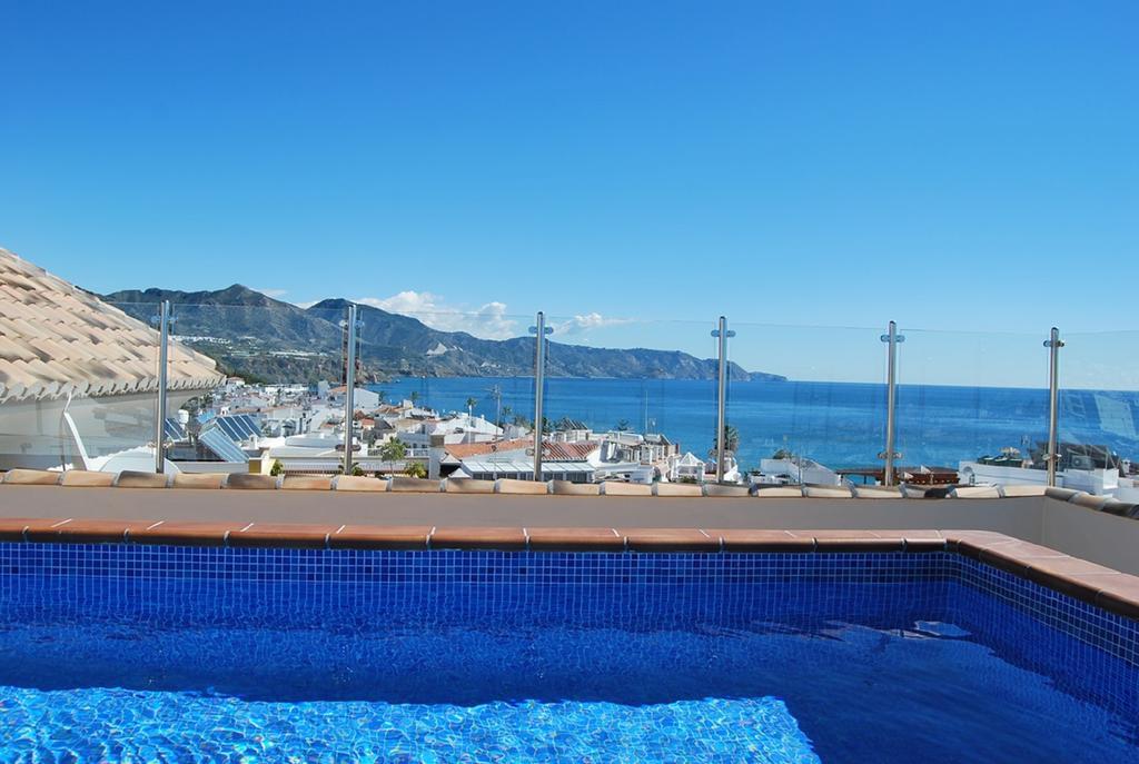 Apartamentos Plaza Nerja Zewnętrze zdjęcie